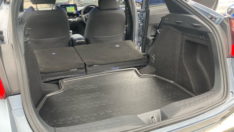 Toyota C-HR 1.8 Hybrid Dynamic 5dr CVT Hybrid Hatchback